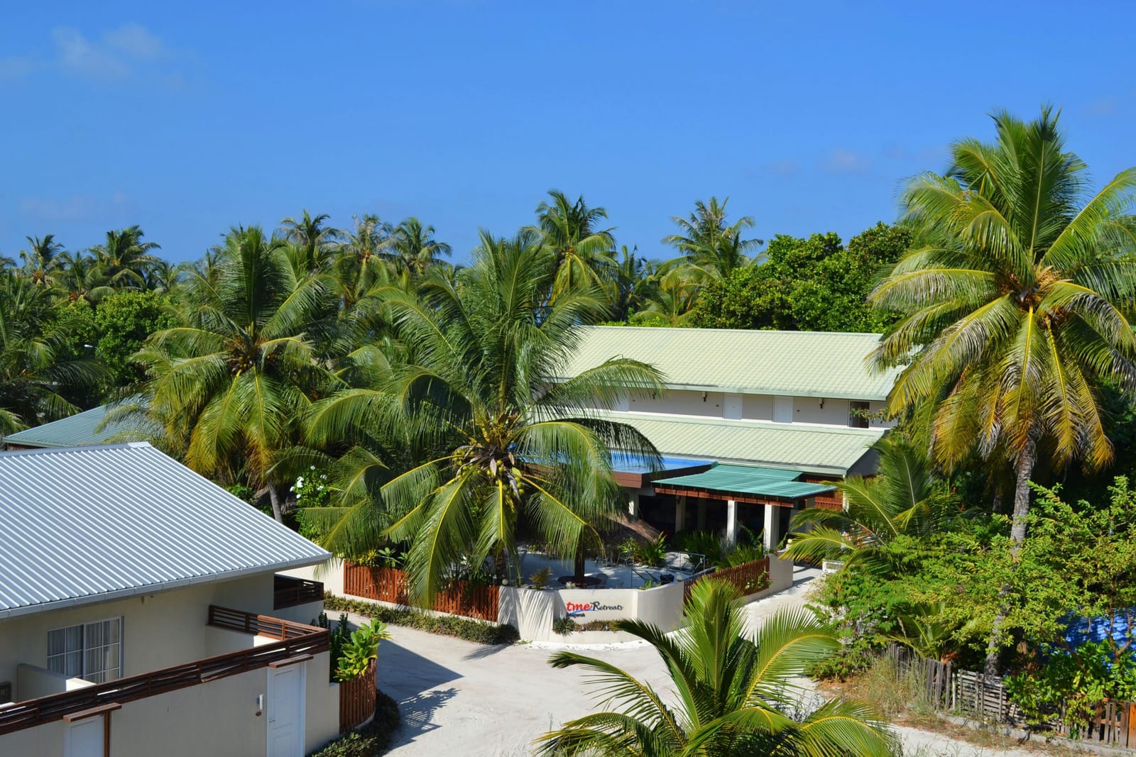 Beach pavilion at TME Retreats Dhigurah facing the South Ari lagoon